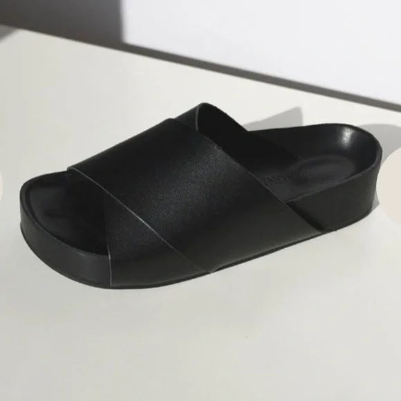 St Agni - crossover strap platform sandal - Picture 2 of 10